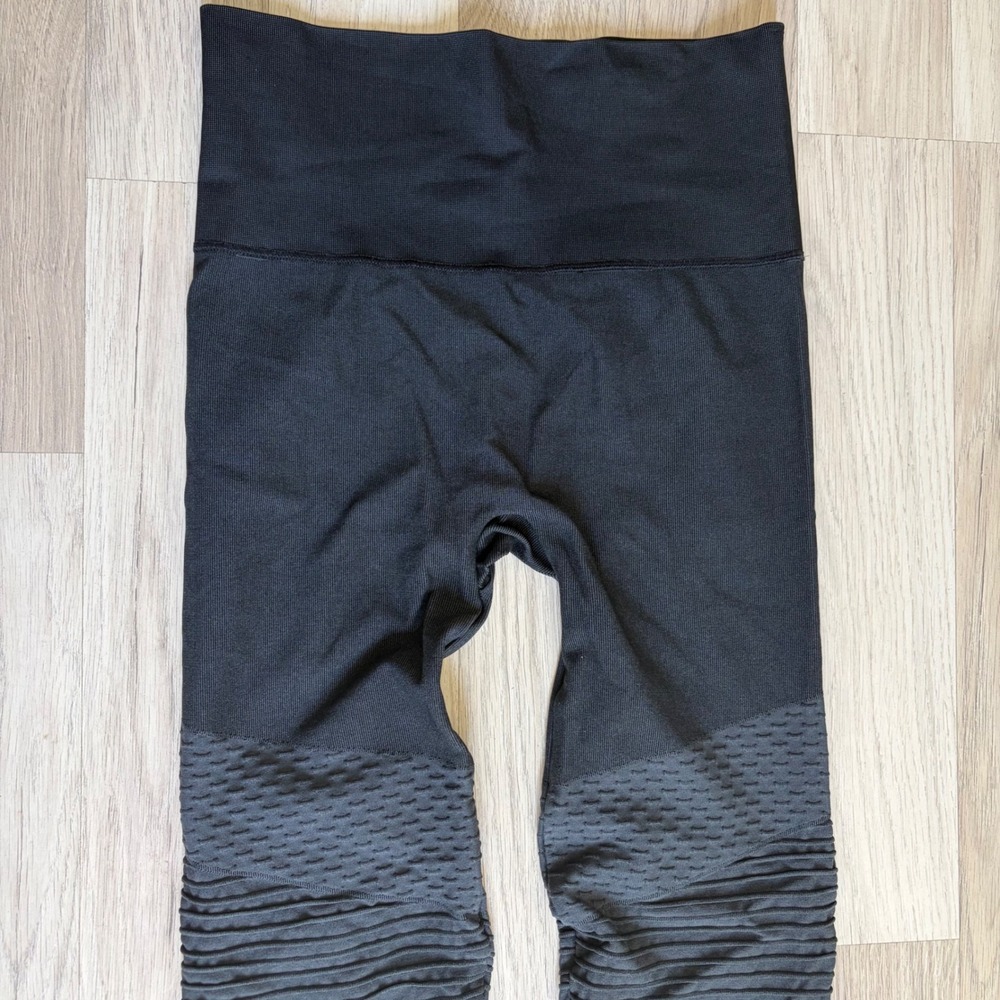 Spanx Look at Me Now Moto Seamless Leggings Black High Waist Medium